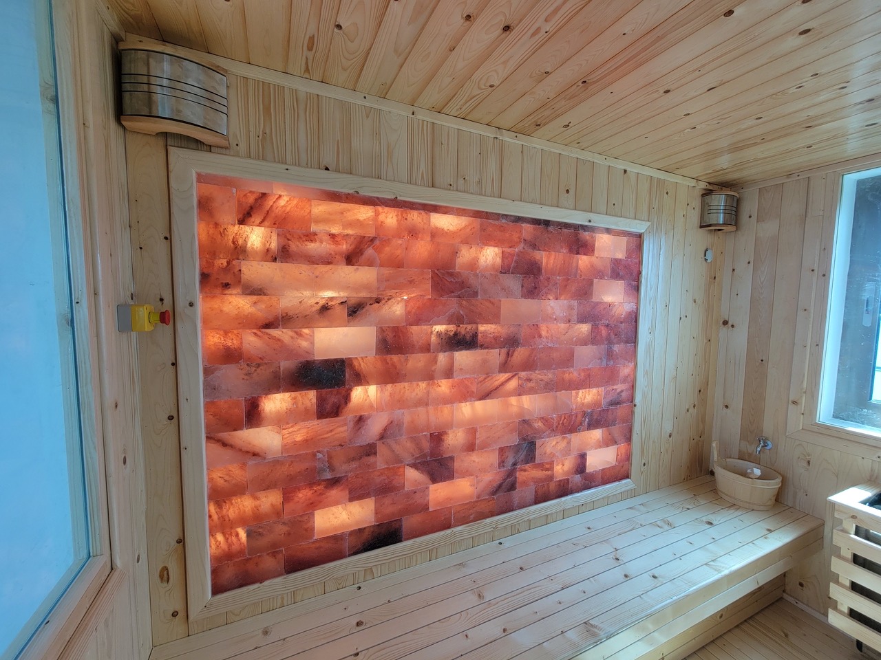Phòng sauna đá muối Himalaya